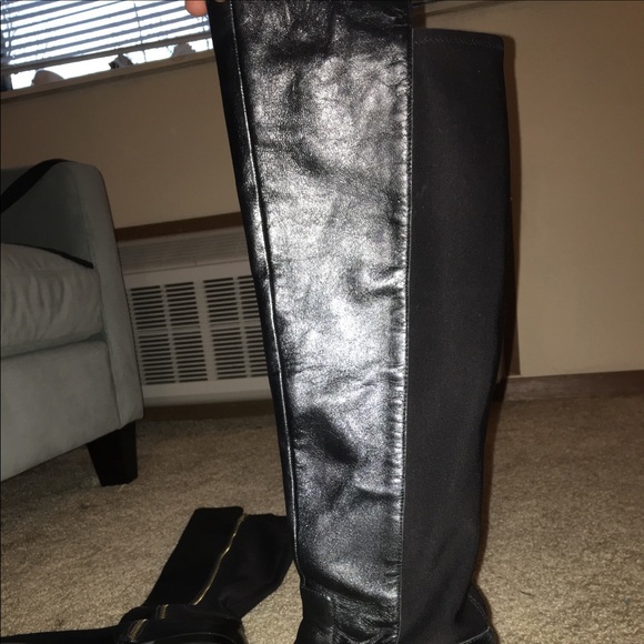 Size 10 Michael Kors knee high boots. - Picture 5 of 5